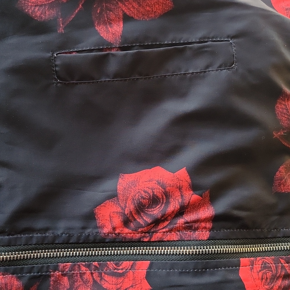 Men's Black lightweight jacket with roses - Picture 4 of 4